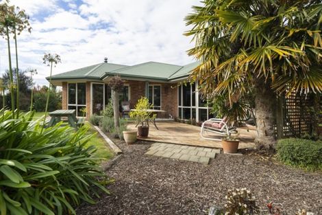 Photo of property in 17 Whiting Drive, Wakefield, 7025