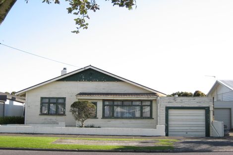 Photo of property in 32 Newton Street, Fitzroy, New Plymouth, 4312