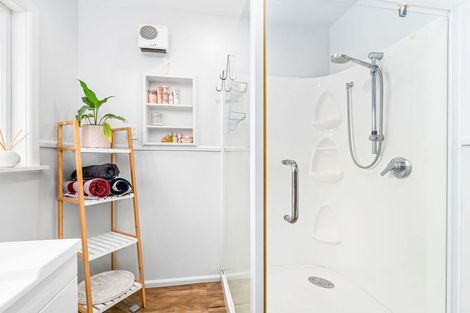 Photo of property in 17 Mahoe Street, Templeton, Christchurch, 8042