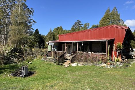Photo of property in 137 Clifton Road, Kaiata, Greymouth, 7805