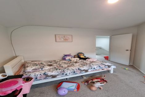 Photo of property in 8/36 John Jennings Drive, Oteha, Auckland, 0632
