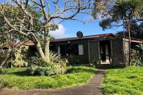 Photo of property in 215 Nixon Road, Taupaki, Henderson, 0782