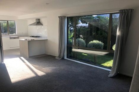 Photo of property in 130 Wairakei Road, Bryndwr, Christchurch, 8053