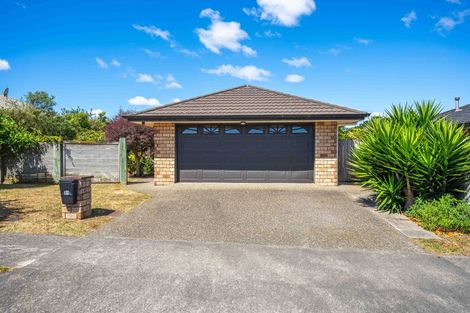 Photo of property in 31 Campion Road, Waikanae Beach, Waikanae, 5036
