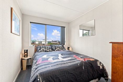 Photo of property in 1a Mosston Road, Castlecliff, Whanganui, 4501