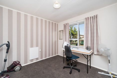 Photo of property in 18 Belvedere Crescent, Takaro, Palmerston North, 4412