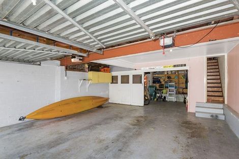 Photo of property in 14 Gills Avenue, Papakura, 2110