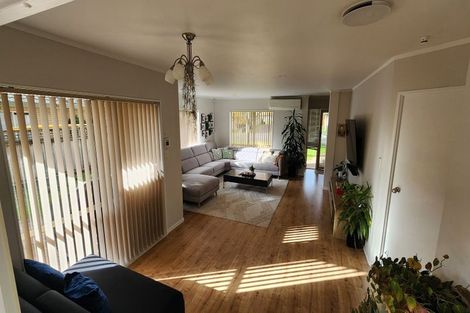 Photo of property in 42 Sheriff Place, Randwick Park, Auckland, 2105