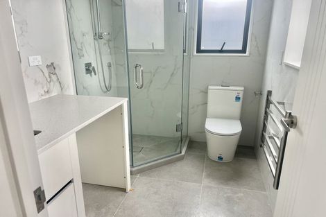 Photo of property in 7/31 Hill Crescent, New Lynn, Auckland, 0600