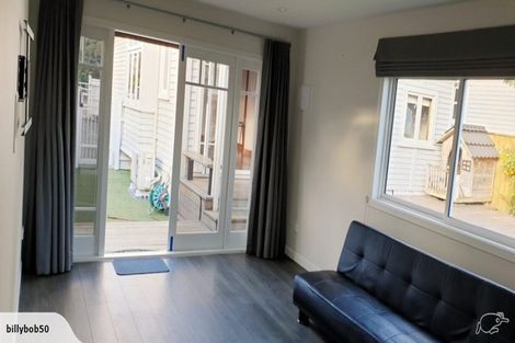 Photo of property in 276 Point Chevalier Road, Point Chevalier, Auckland, 1022