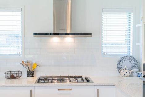 Photo of property in 44 Longreach Drive, Cooks Beach, Whitianga, 3591