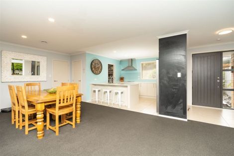 Photo of property in 8 Ashbourne Lane, Dinsdale, Hamilton, 3204