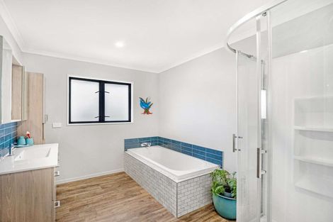 Photo of property in 21 Collins Drive, Waikuku Beach, 7402