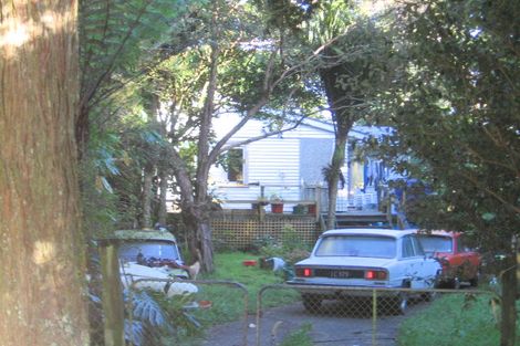 Photo of property in 25 Karen Road, Laingholm, Auckland, 0604