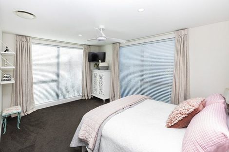 Photo of property in 28 Devonport Lane, St Albans, Christchurch, 8014