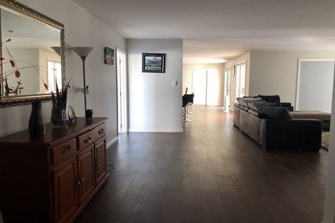 Photo of property in 3 Troys Link, Karaka, Papakura, 2113