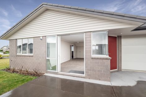 Photo of property in Waterview Estate, 86/4 Greystone Place, Omokoroa, 3114