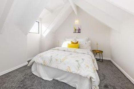 Photo of property in 2/72 Weymouth Road, Manurewa, Auckland, 2102