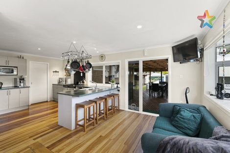 Photo of property in 71 Wellington Road, Wainuiomata, Lower Hutt, 5014