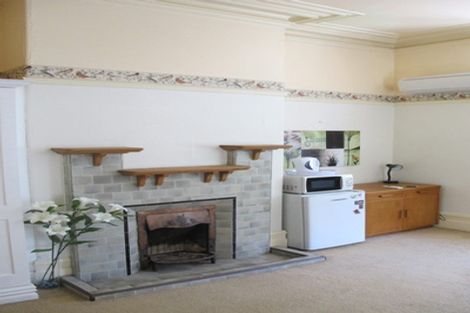 Photo of property in 12 Heriot Row, Dunedin Central, Dunedin, 9016