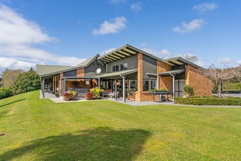 Photo of property in 32 Julian Road, Onemana, Whangamata, 3691