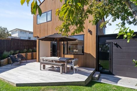 Photo of property in 51a Monarch Avenue, Hillcrest, Auckland, 0627