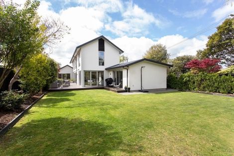 Photo of property in 19 Chepstow Avenue, Fendalton, Christchurch, 8052