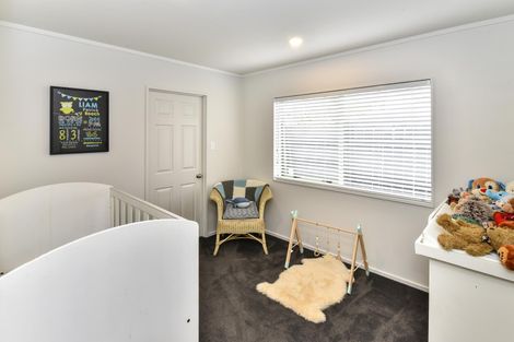 Photo of property in 62 Tington Avenue, Wattle Downs, Auckland, 2103