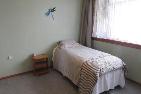 Photo of property in 28 Leonard Street, Waimate, 7924