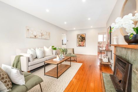 Photo of property in 5 Mitchell Grove, Ranui, Porirua, 5024