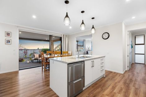 Photo of property in 6 Damien Place, Ohauiti, Tauranga, 3112