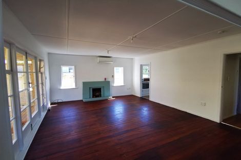 Photo of property in 14 Alexander Road, Raumati Beach, Paraparaumu, 5032