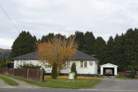 Photo of property in 3 Cumberland Place, Tapanui, 9522
