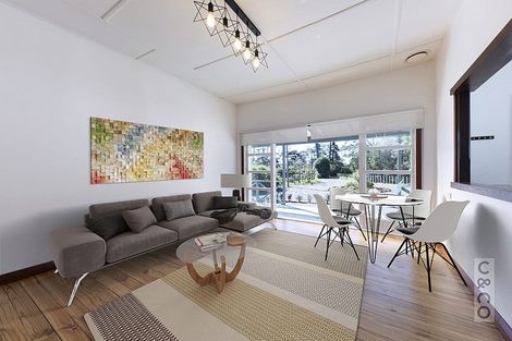 Photo of property in 231 Waitakere Road, Taupaki, Henderson, 0782