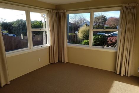 Photo of property in 19 Dunster Street, Burnside, Christchurch, 8053