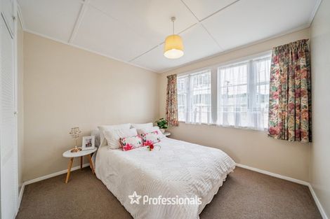 Photo of property in 10 Hughes Crescent, Taita, Lower Hutt, 5011