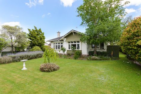 Photo of property in 55 Karina Terrace, Roslyn, Palmerston North, 4414