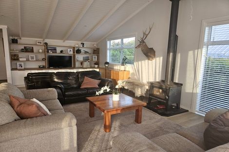 Photo of property in 1 Hoskins Avenue, Hillsborough, Auckland, 1042