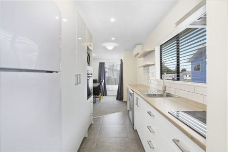 Photo of property in 3 Dennis Taylor Court, Paraparaumu, 5032