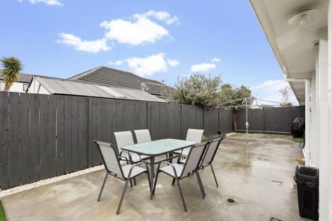 Photo of property in 1/26 Airfield Road, Takanini, 2112