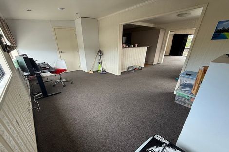 Photo of property in 62 Bradbury Road, Botany Downs, Auckland, 2010