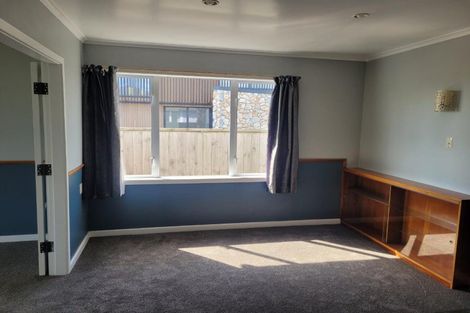 Photo of property in 4 Puni Street, Fitzroy, New Plymouth, 4312