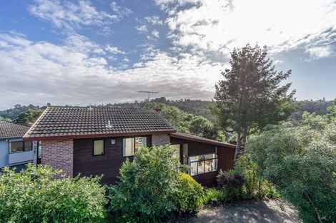 Photo of property in 2/41 Radiata Lane, Chatswood, Auckland, 0626