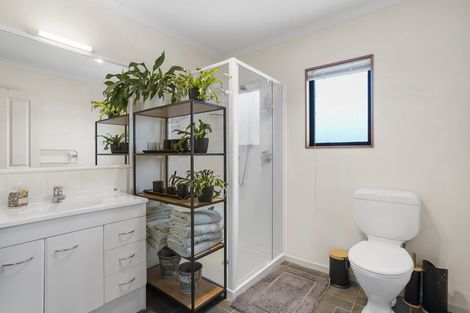 Photo of property in 70 Palmgreen Court, Stanmore Bay, Whangaparaoa, 0932