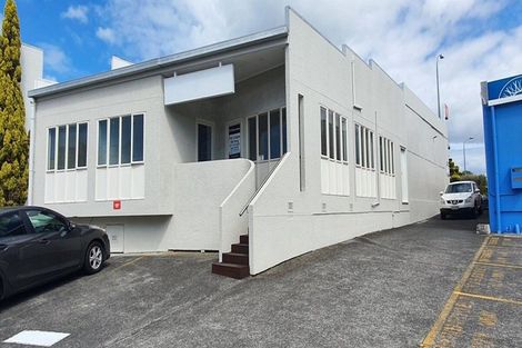 Photo of property in 2/151 Kitchener Road, Pukekohe, 2120