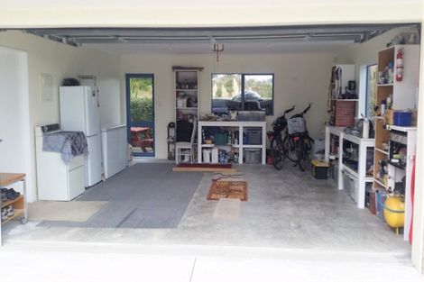 Photo of property in 9 Byron Brown Place, Otaki Beach, Otaki, 5512