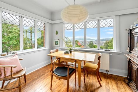 Photo of property in 16 Marewa Street, Kew, Dunedin, 9012