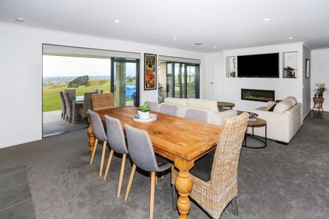 Photo of property in 23 Bird Road, Otaua, Waiuku, 2682