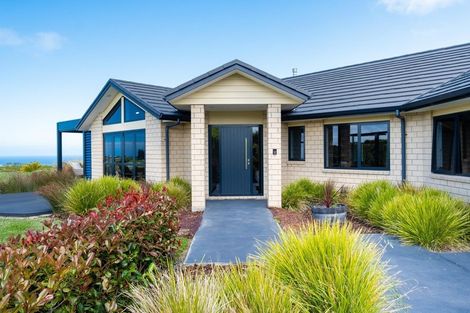 Photo of property in 229 Eskridge Drive, Eskdale, Napier, 4182