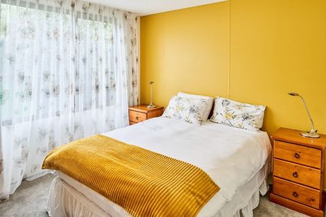 Photo of property in 4 Kivell Street, Ranui, Porirua, 5024